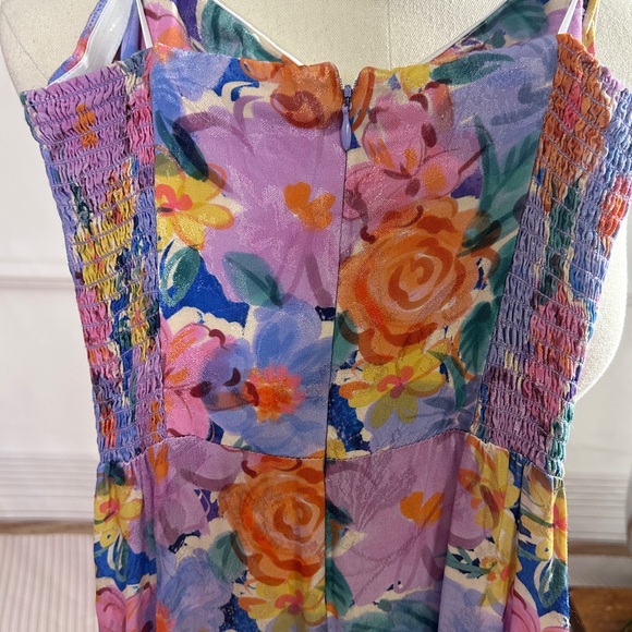 AMANDA UPRICHARD
AMALIA GOWN - Picture 6 of 8